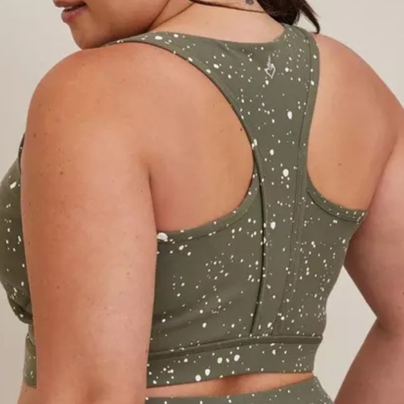 Torrid Camper Low-Impact Wireless Longline Active Sports Bra Size 4 Scatter Dot - Picture 3 of 14